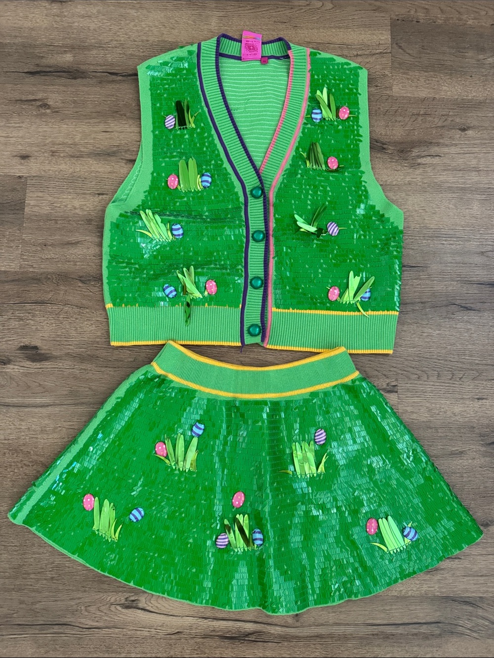 QUEEN OF SPARKLES Green Sequin Vest and Skirt Set with Multicolor Accents